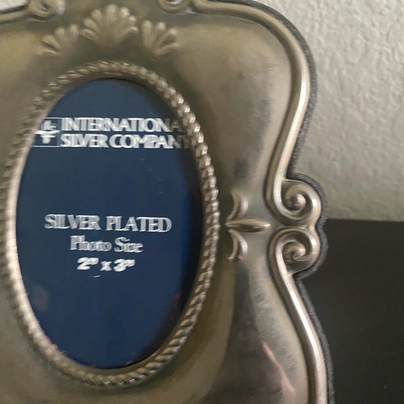 Vintage International Silver Company Silver Plated 8”x 6” Photo Size 2”x 3”Frame - Picture 6 of 10